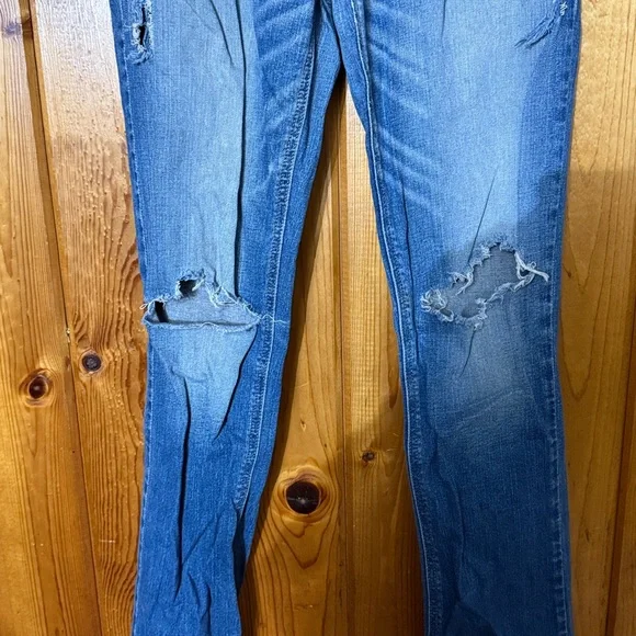 Hollister Blue Distressed Boot Cut Jeans w27 L33 - Picture 3 of 8